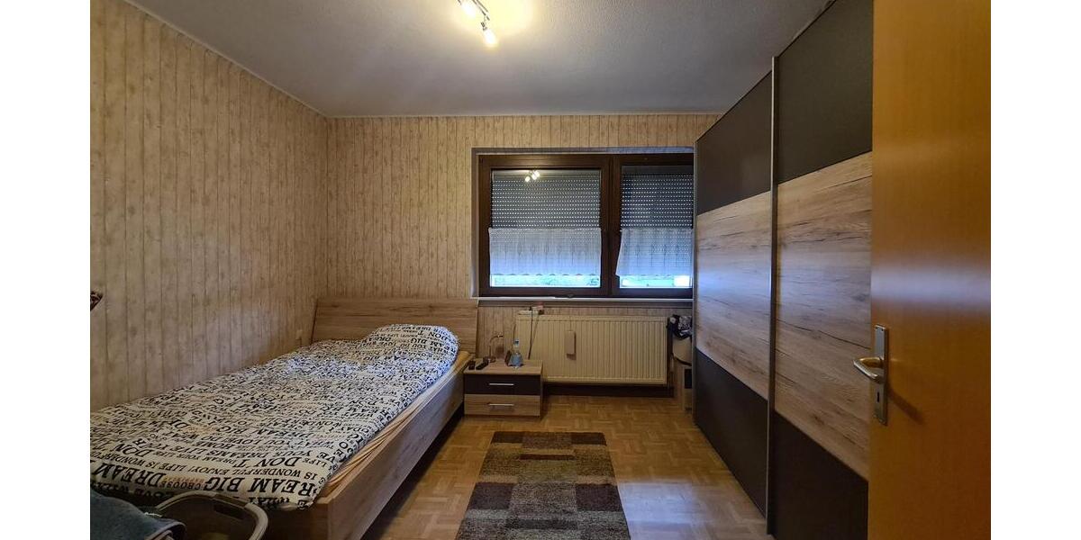 Foto 16_Schlafzimmer OG