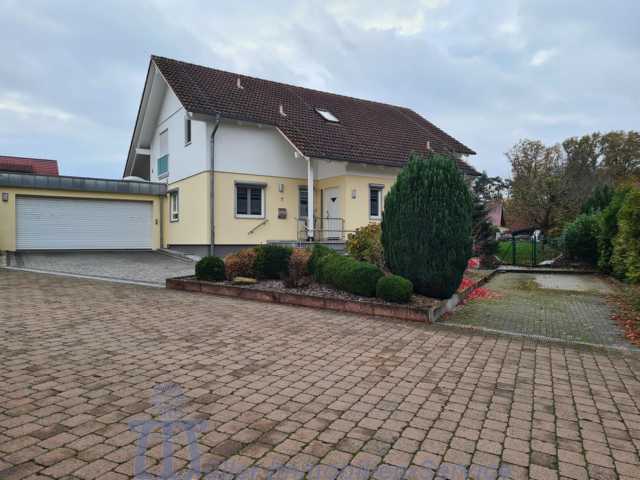 Neuwertiges Komforthaus in schöner Stadtrandlage von Homburg - Einfamilienhaus Homburg | Angebot:26967166